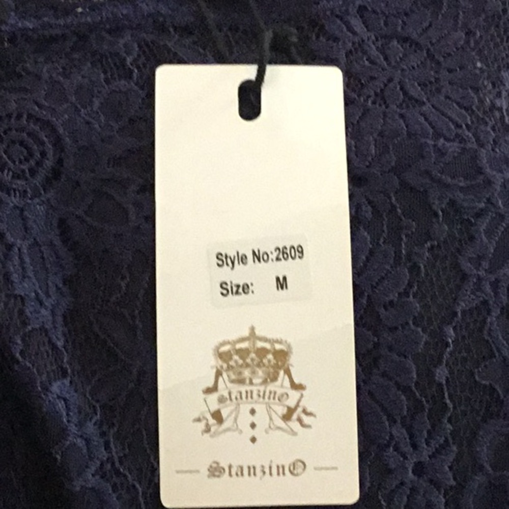 Dress - Picture 4 of 4